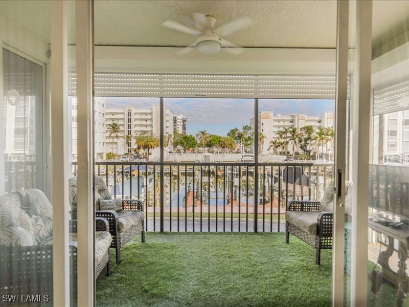4421 Bay Beach Lane 614