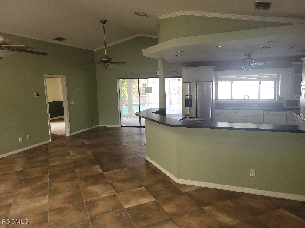 506 SW 28th Place