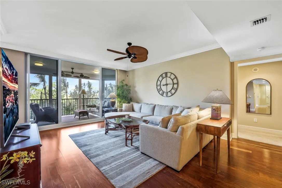 Bonita Springs, Florida 34134, United States, 2 Bedrooms Bedrooms, ,3 BathroomsBathrooms,Residential,Active,228271