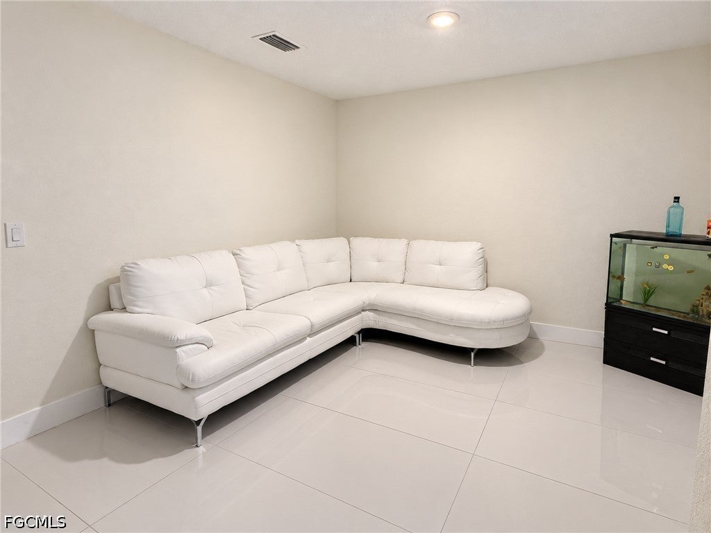 2119 NW 9th Street