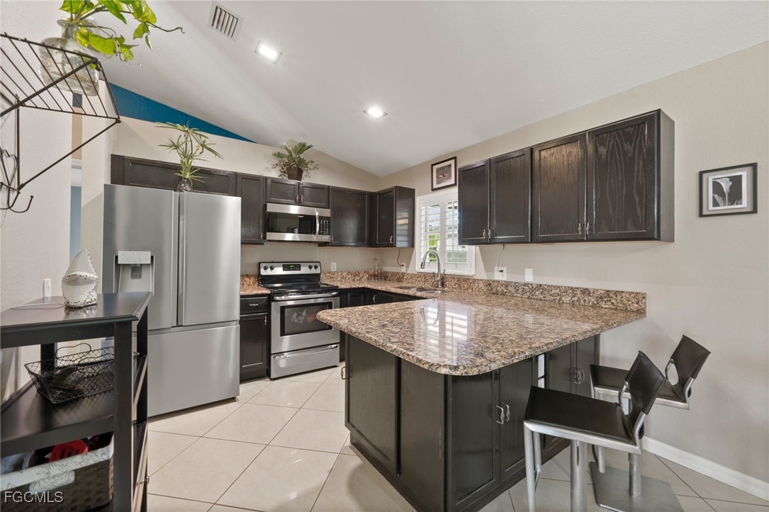 3506 SW Santa Barbara Place
