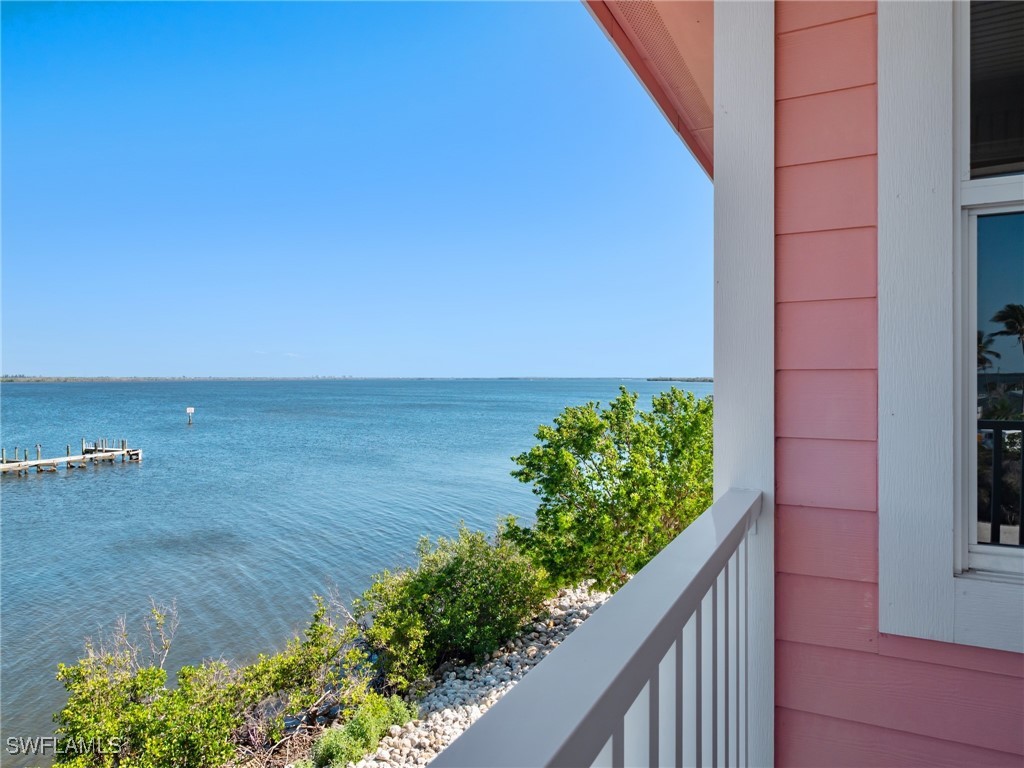 4581 Redfish Point Road