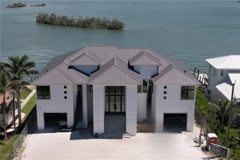 15 Bayview Boulevard Fort Myers Beach FL 33931