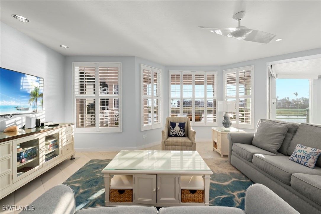 1655 Lands End Village