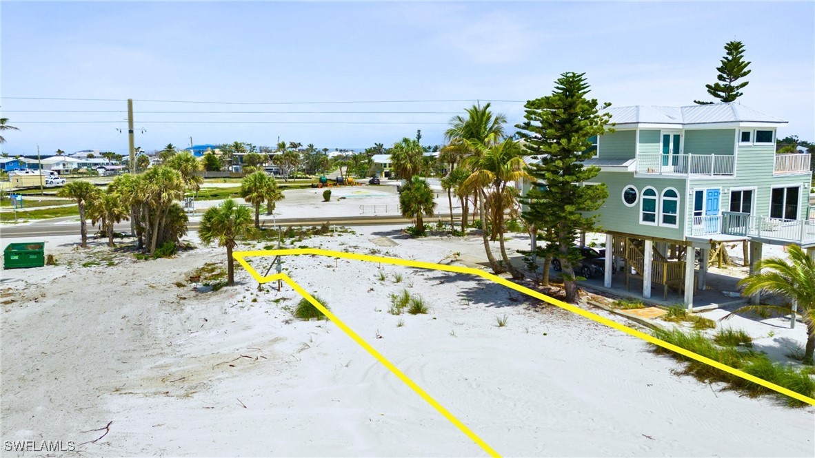 5682 Estero Boulevard