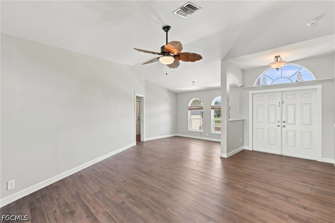 3914 SW 25th Court