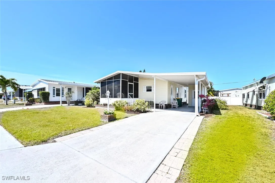 Naples, Florida 34104, United States, 2 Bedrooms Bedrooms, ,2 BathroomsBathrooms,Residential,Active,254981