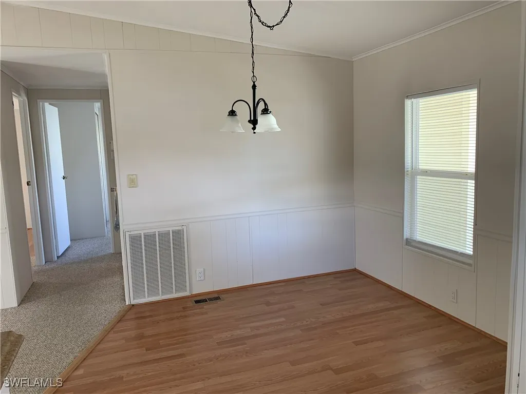 Naples, Florida 34104, United States, 2 Bedrooms Bedrooms, ,2 BathroomsBathrooms,Residential,Active,254981