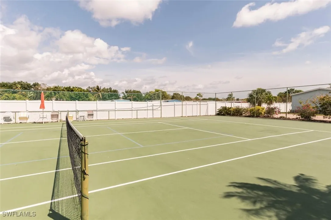 Naples, Florida 34104, United States, 2 Bedrooms Bedrooms, ,2 BathroomsBathrooms,Residential,Active,254981