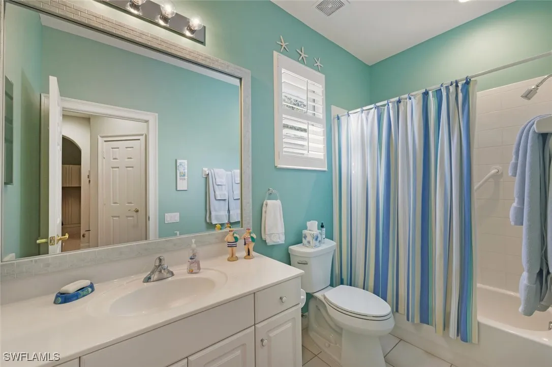 Naples, Florida 34110, United States, 3 Bedrooms Bedrooms, ,2 BathroomsBathrooms,Residential,Active,242054