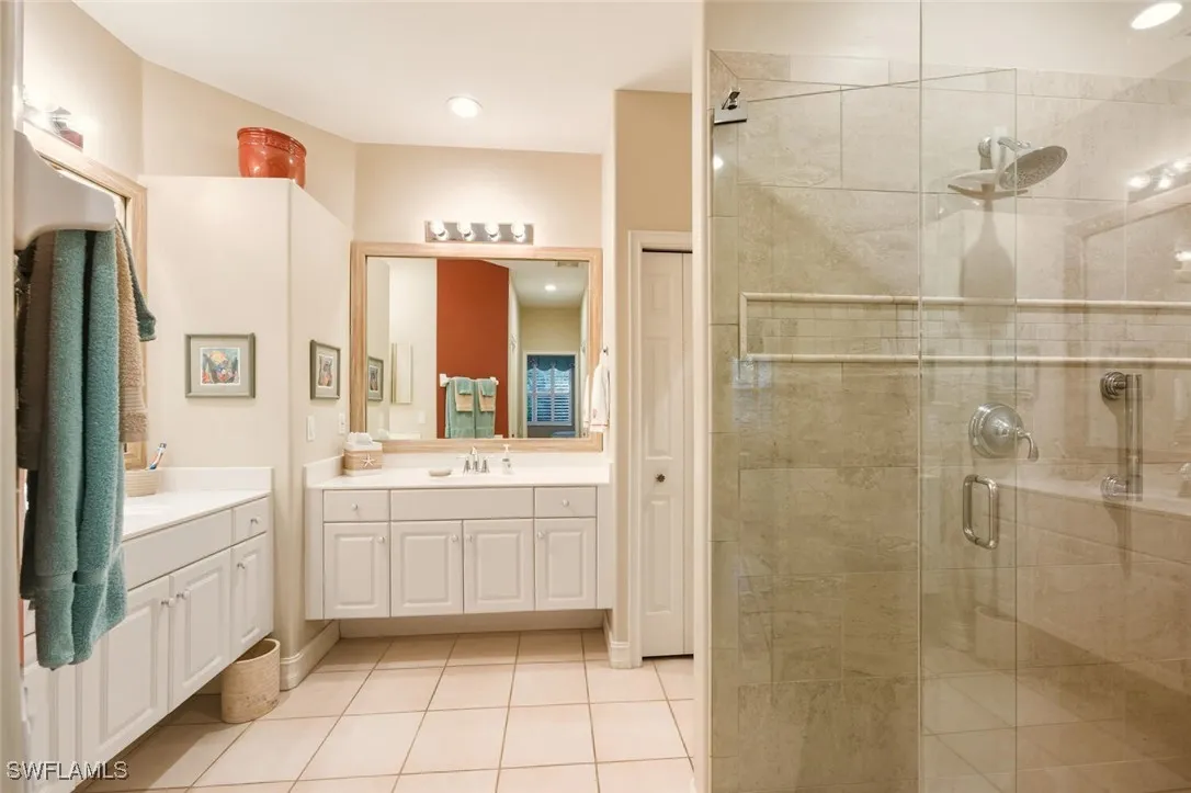 Naples, Florida 34110, United States, 3 Bedrooms Bedrooms, ,2 BathroomsBathrooms,Residential,Active,242054