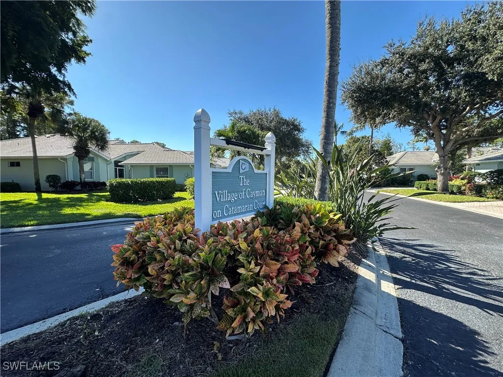 Naples, Florida 34110, United States, 3 Bedrooms Bedrooms, ,2 BathroomsBathrooms,Residential,Active,242054