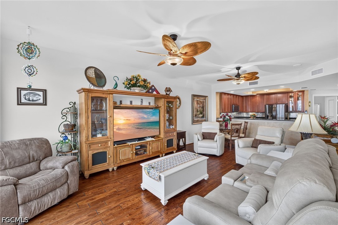 3414 Hancock Bridge Parkway 803