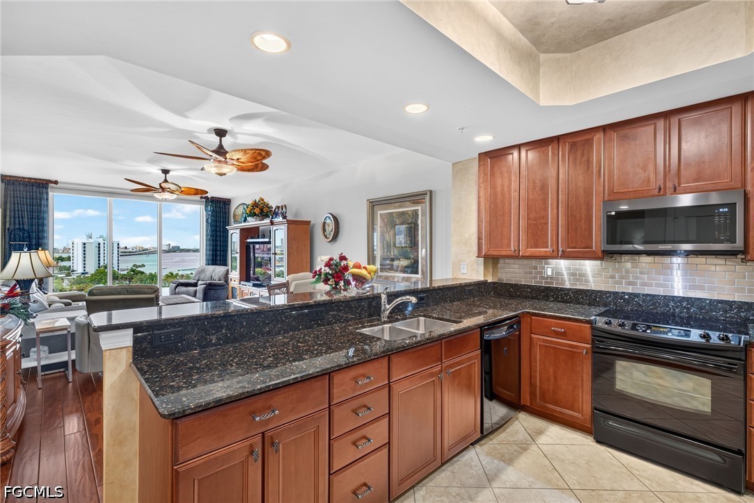 3414 Hancock Bridge Parkway 803