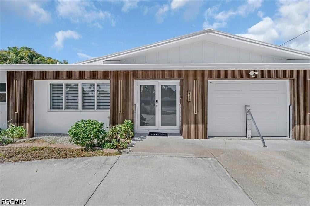 4625 Forest Glen Drive