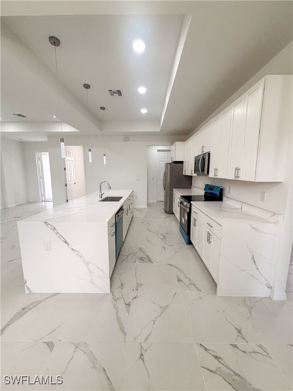 2515 Sunniland Boulevard