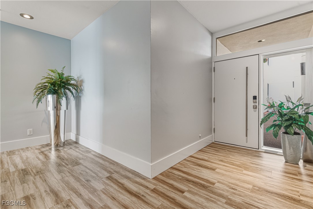 5260 S Landings Drive 1703