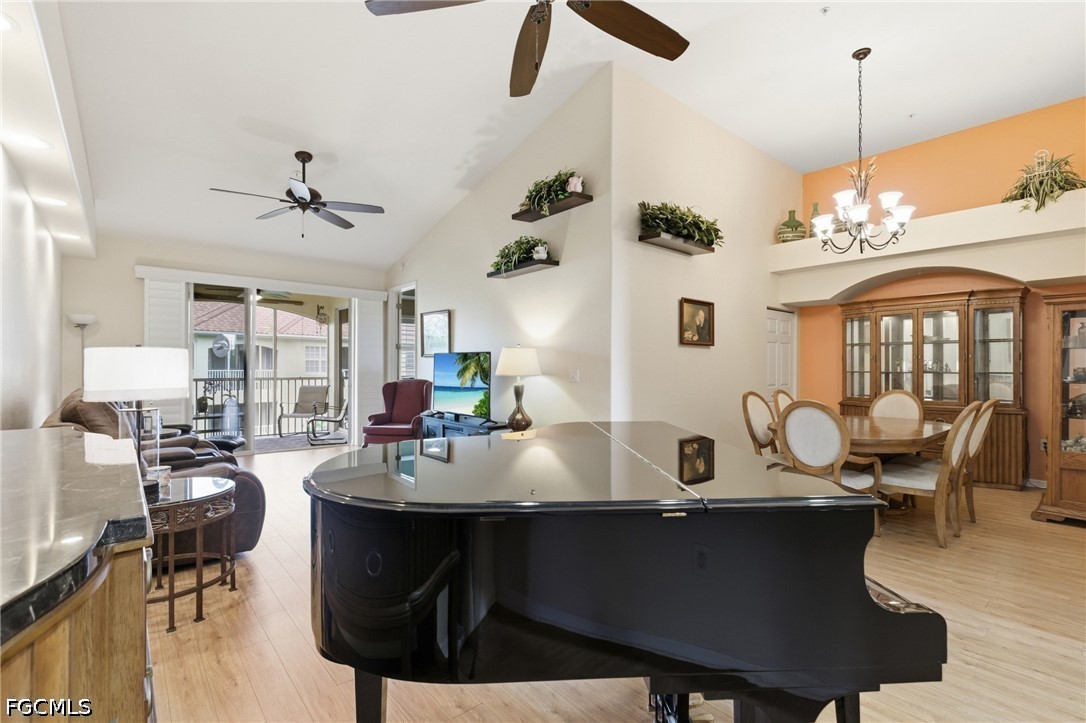 1133 Van Loon Commons Circle 302