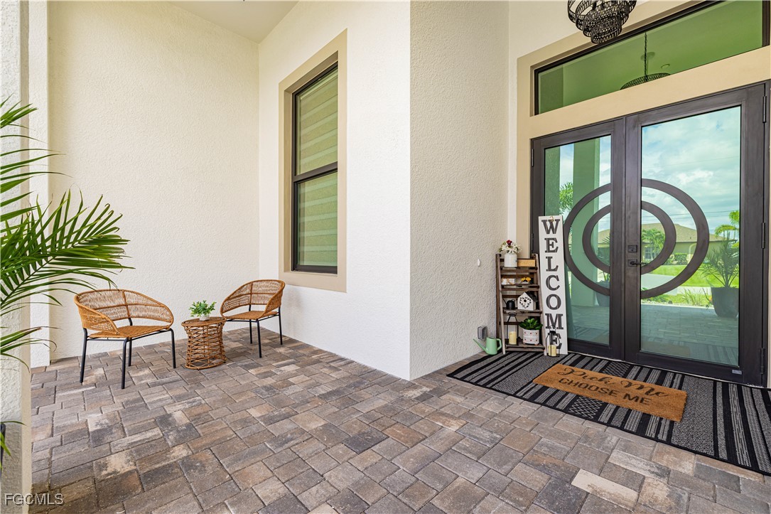110 SW 37th Avenue
