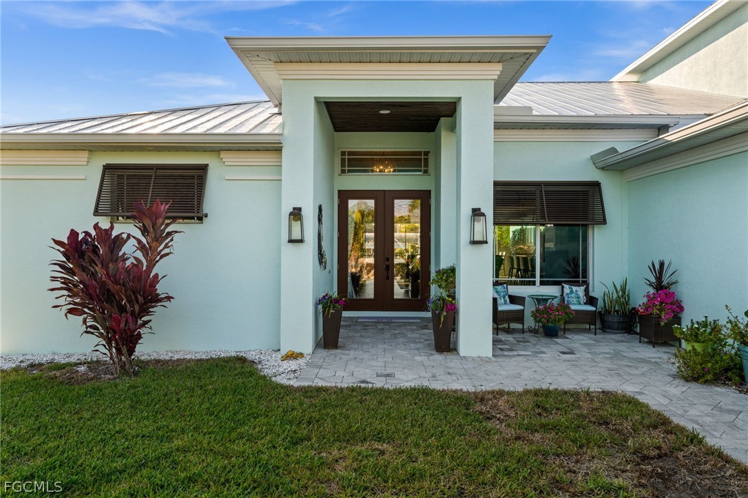 2449 Macadamia Street