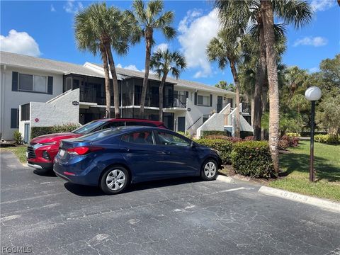 4070 Looking Glass Lane 3101 Naples FL 34112