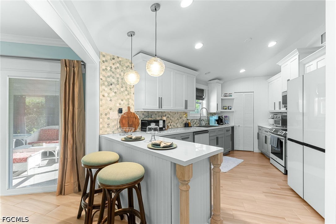9792 Tonya Court