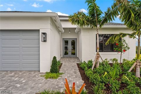 Tiny photo for 14313 Hogarth Place, Fort Myers, FL 33905 (MLS # 2026018276)