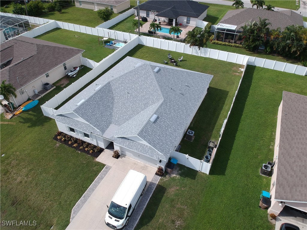 327 SW 19th Lane