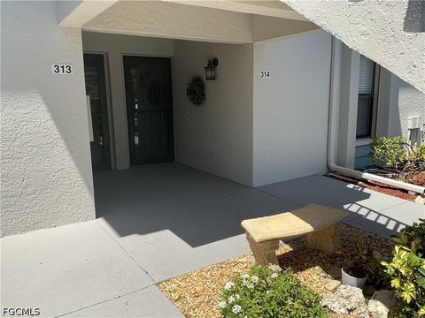 Tiny photo for 5805 Trailwinds Drive #314, Fort Myers, FL 33907 (MLS # 2026018493)