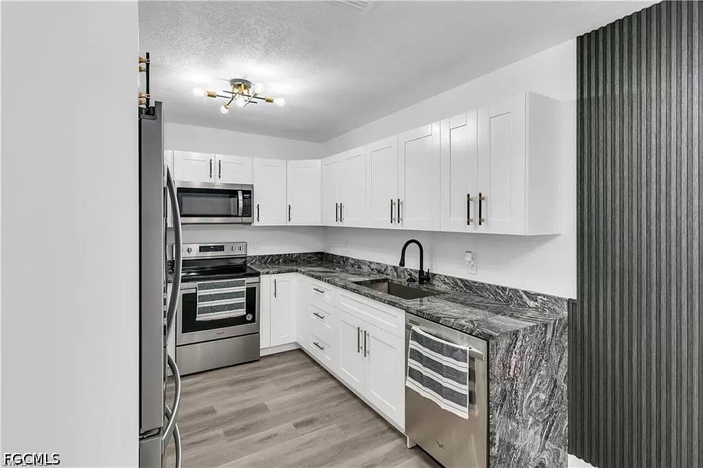 1675 Temple Terrace