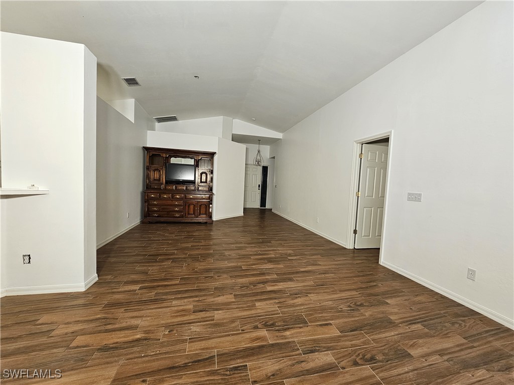 15258 Cricket Lane