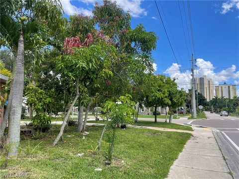 2680 Second Street Fort Myers FL 33916
