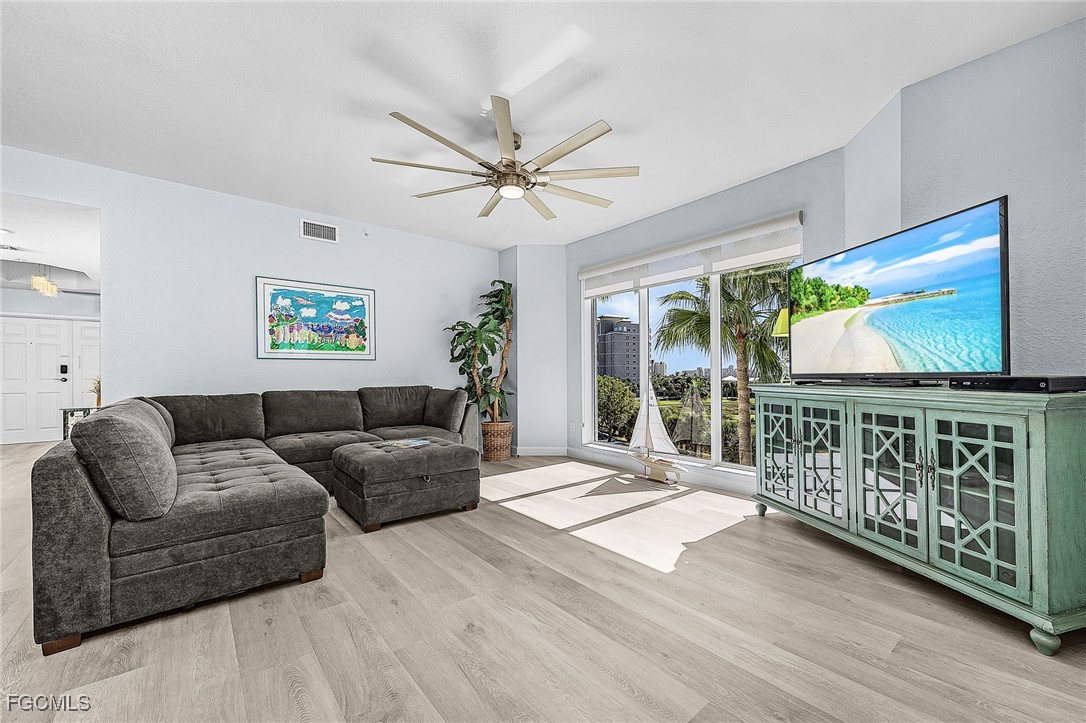 4198 Bay Beach Lane 133