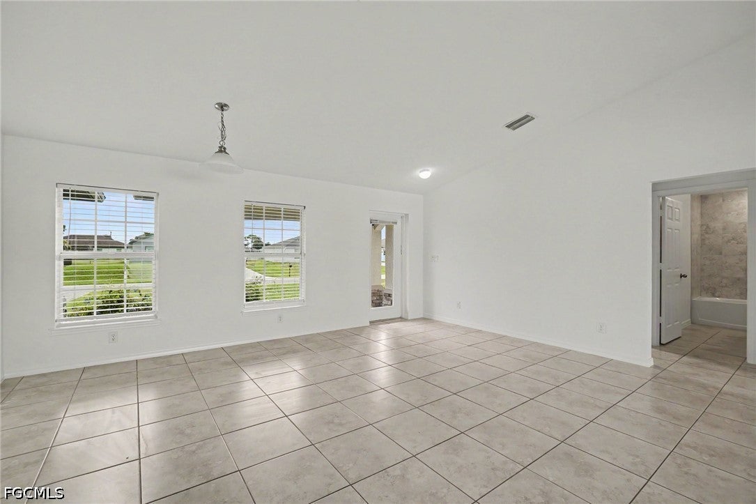 934 NW 7th Avenue