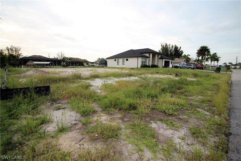 A home in CAPE CORAL