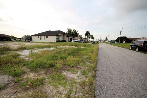 A home in CAPE CORAL