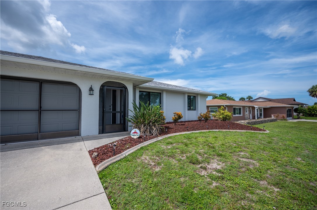 15 Oakland Hills Place