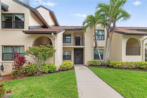 8595 Charter Club Circle 8 Fort Myers FL 33919