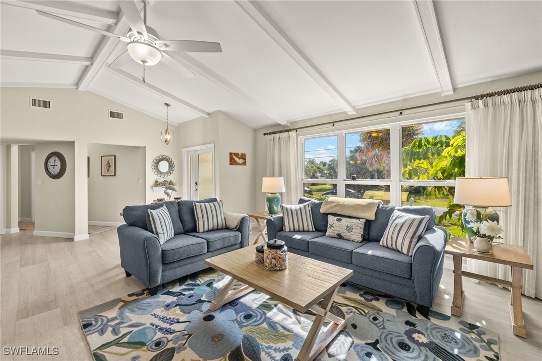 1283 Par View Drive
