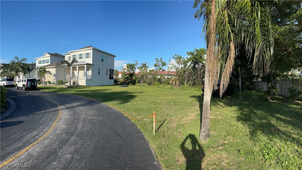 7761 Victoria Cove Court