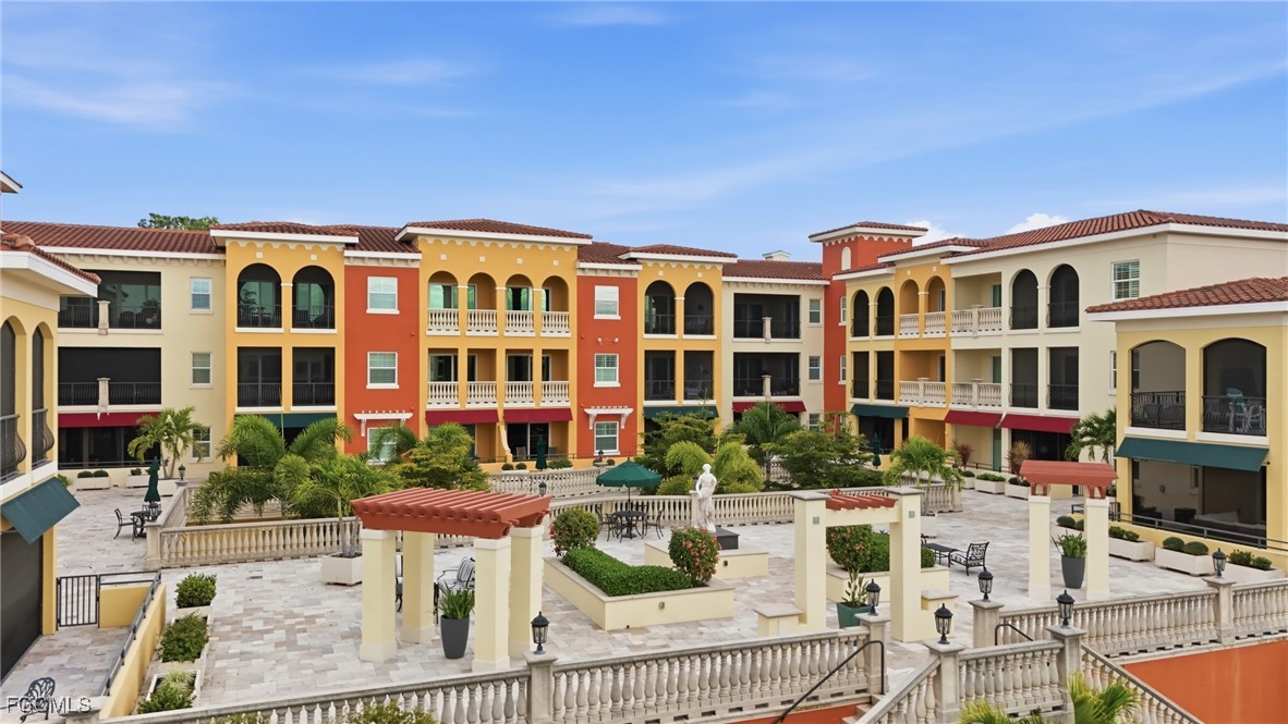 21490 Strada Nuova Circle 307