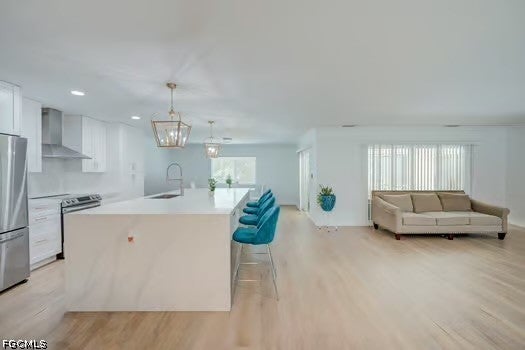 27153 Edenbridge Court
