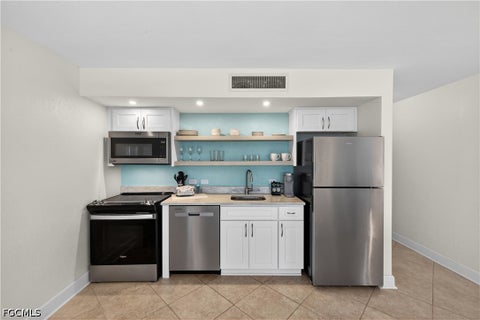 Tiny photo for 2255 W Gulf Drive #127, Sanibel, FL 33957 (MLS # 2026024967)