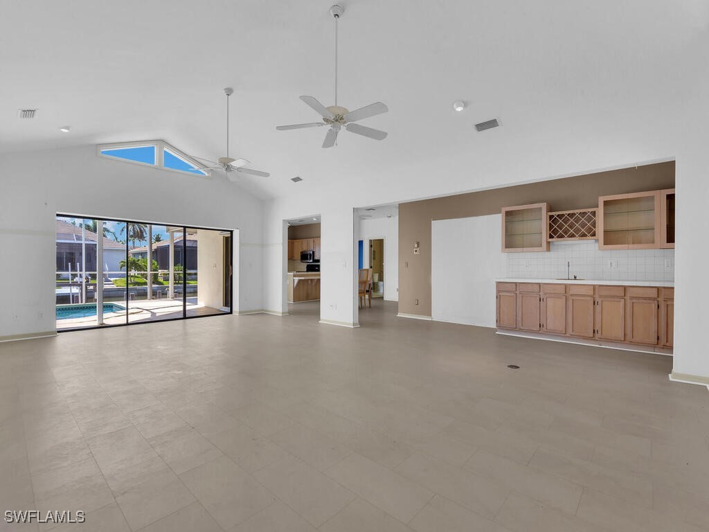 941 Moon Court