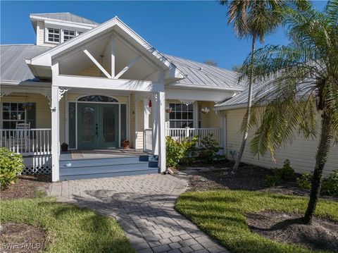 12510 Coconut Creek Court Fort Myers FL 33908