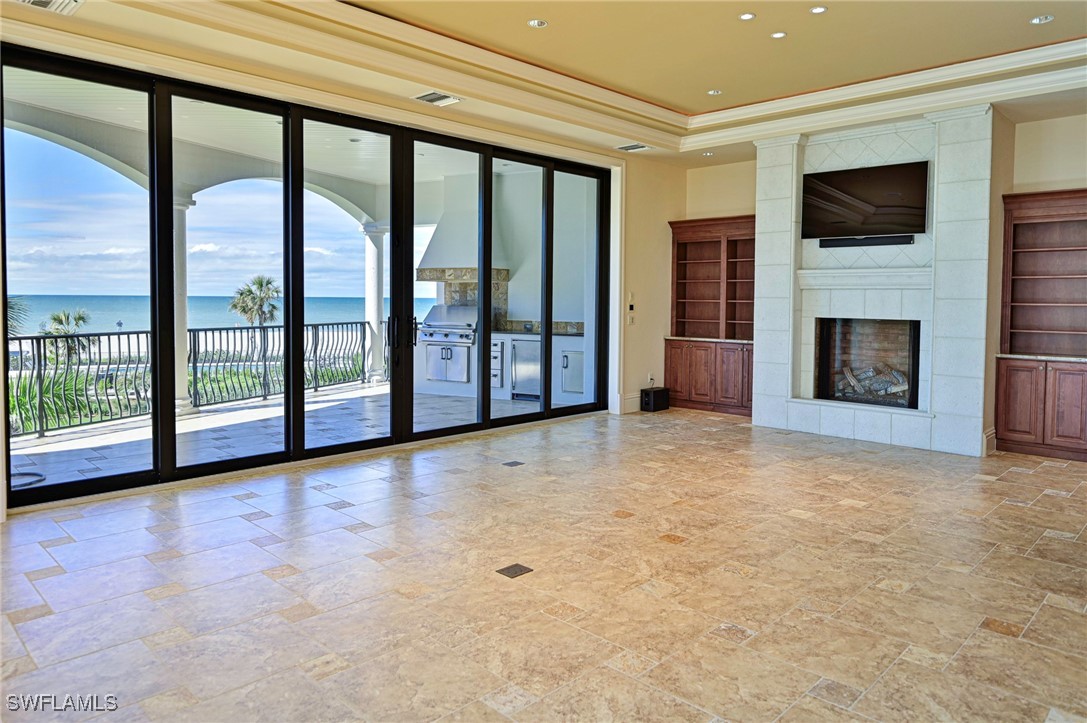209 BAREFOOT BEACH Boulevard
