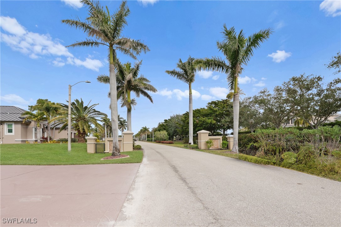 11486 Royal Tee Circle