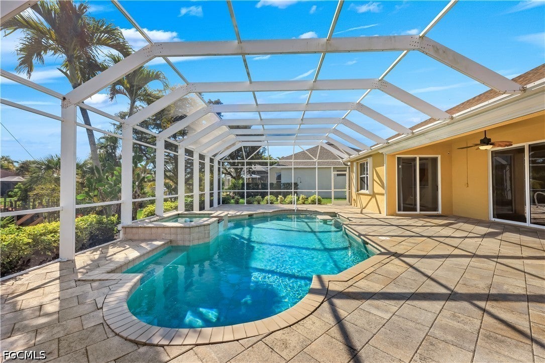 9214 Palm Island Circle