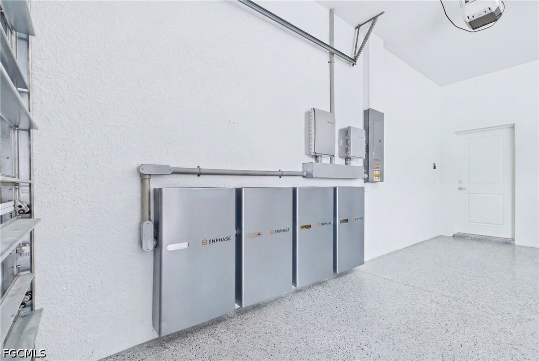 NEW CONSTRUCTION QUALITY WITHOUT THE WAIT. Built in 2023, this Gulf ac – image 41