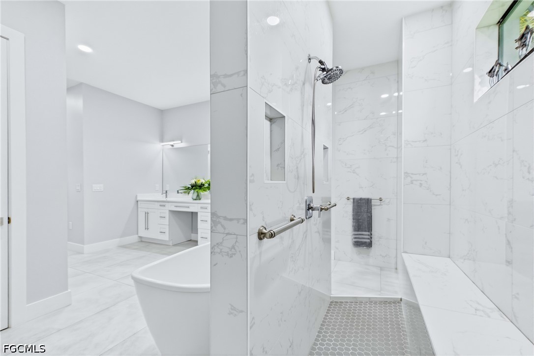 NEW CONSTRUCTION QUALITY WITHOUT THE WAIT. Built in 2023, this Gulf ac – image 32